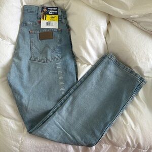 Women’s Wrangler Jeans